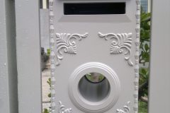 Aluminium letterbox