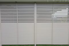 Aluminium panel screen with combination slats